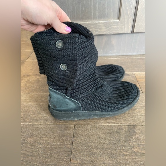 Girls size‎ 3 knit Uggs - Picture 3 of 5